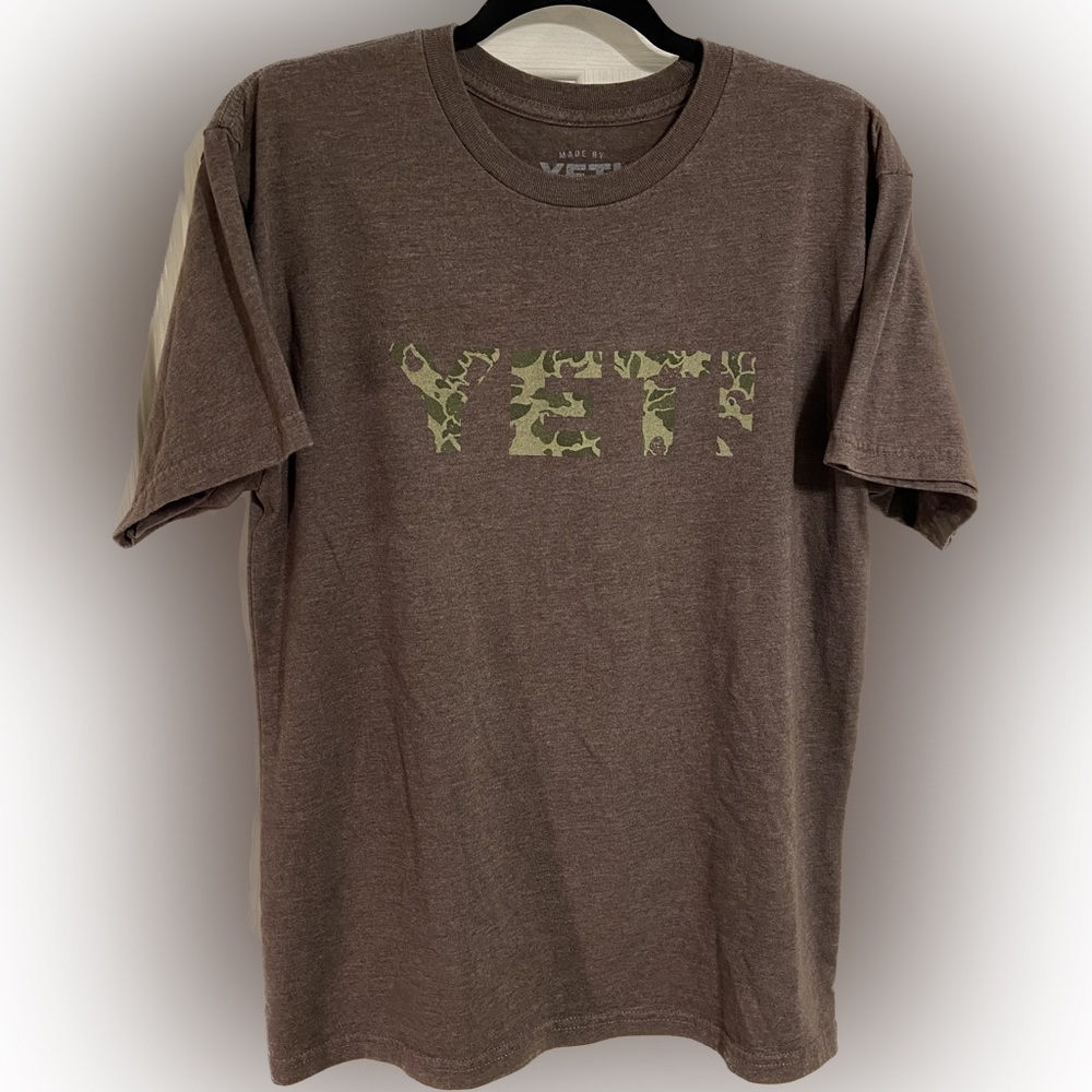 Yeti Brown Heather T-Shirt Size M Camo Logo